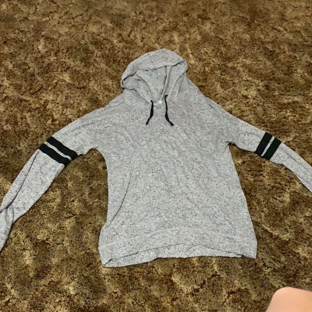 Juniors So Size large soft grey knit top with hood